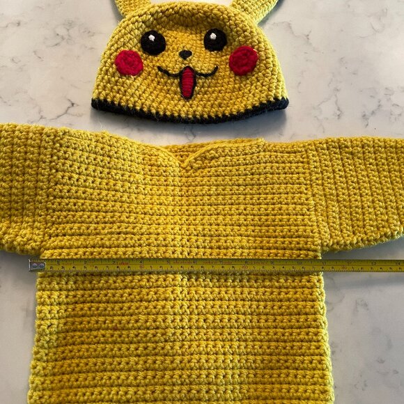 Gorgeous Pokemon Pikachu Sweater / Hat Handmade Crochet Rare OOAK - Picture 9 of 12